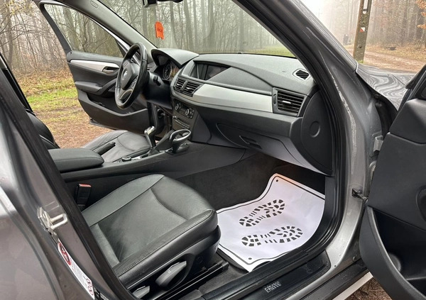 BMW X1 cena 37900 przebieg: 220000, rok produkcji 2011 z Wągrowiec małe 596